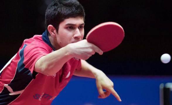 洞中凭借一 洞中凭借一