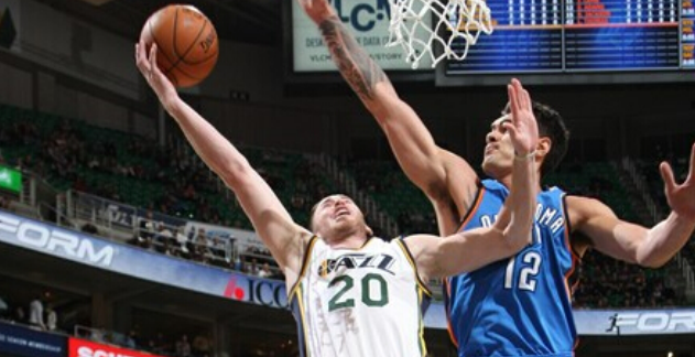 对手显然更 对手显然更