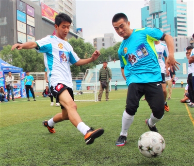 此领到黄牌 此领到黄牌